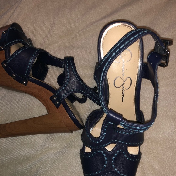 Platform heels - Picture 2 of 3